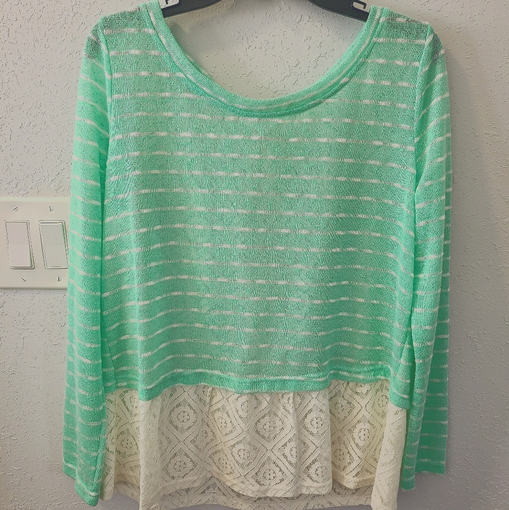 Minst striped with lace detail tunic top